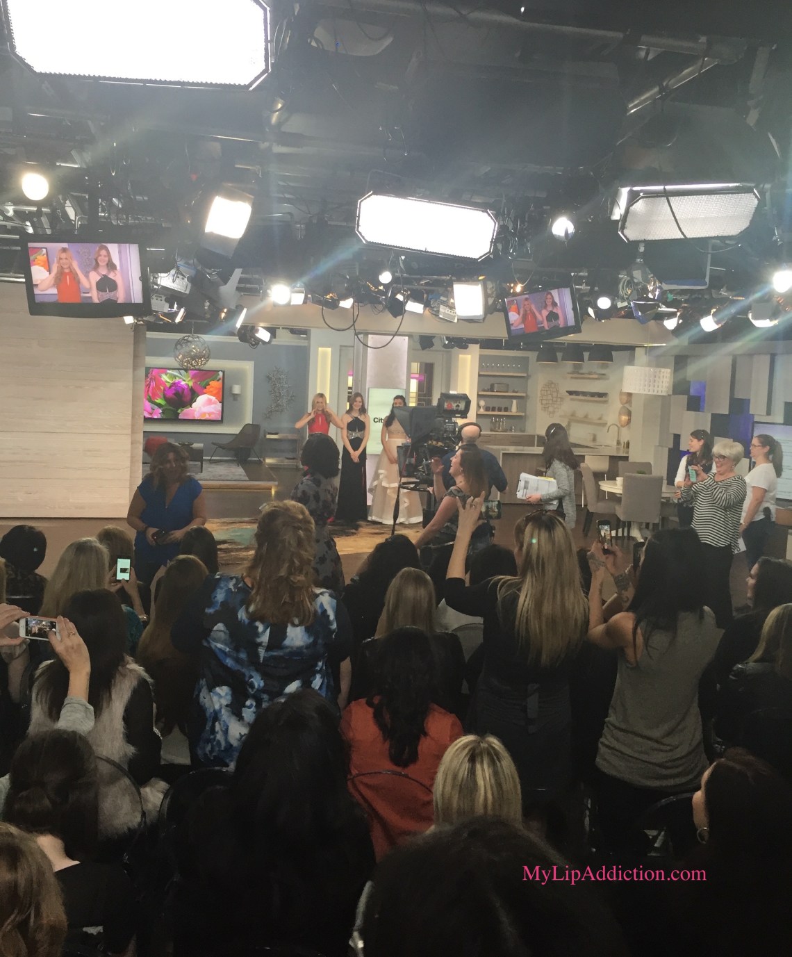 Fashion Friday MyLipAddiction.com