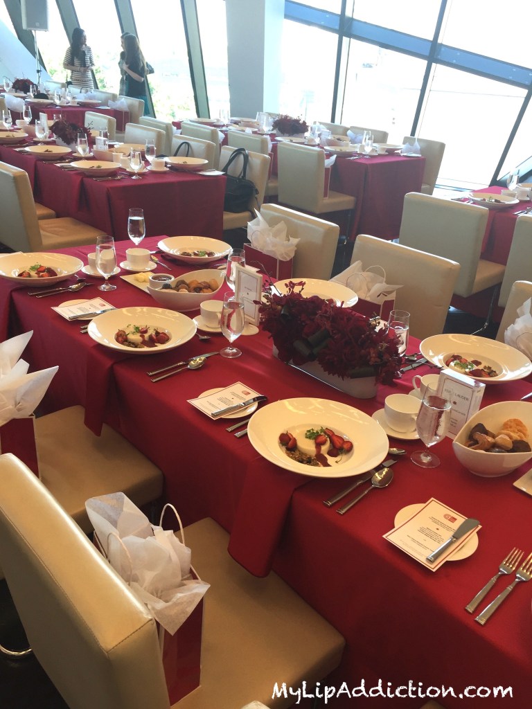 #LauderLovesCanada MLA 2