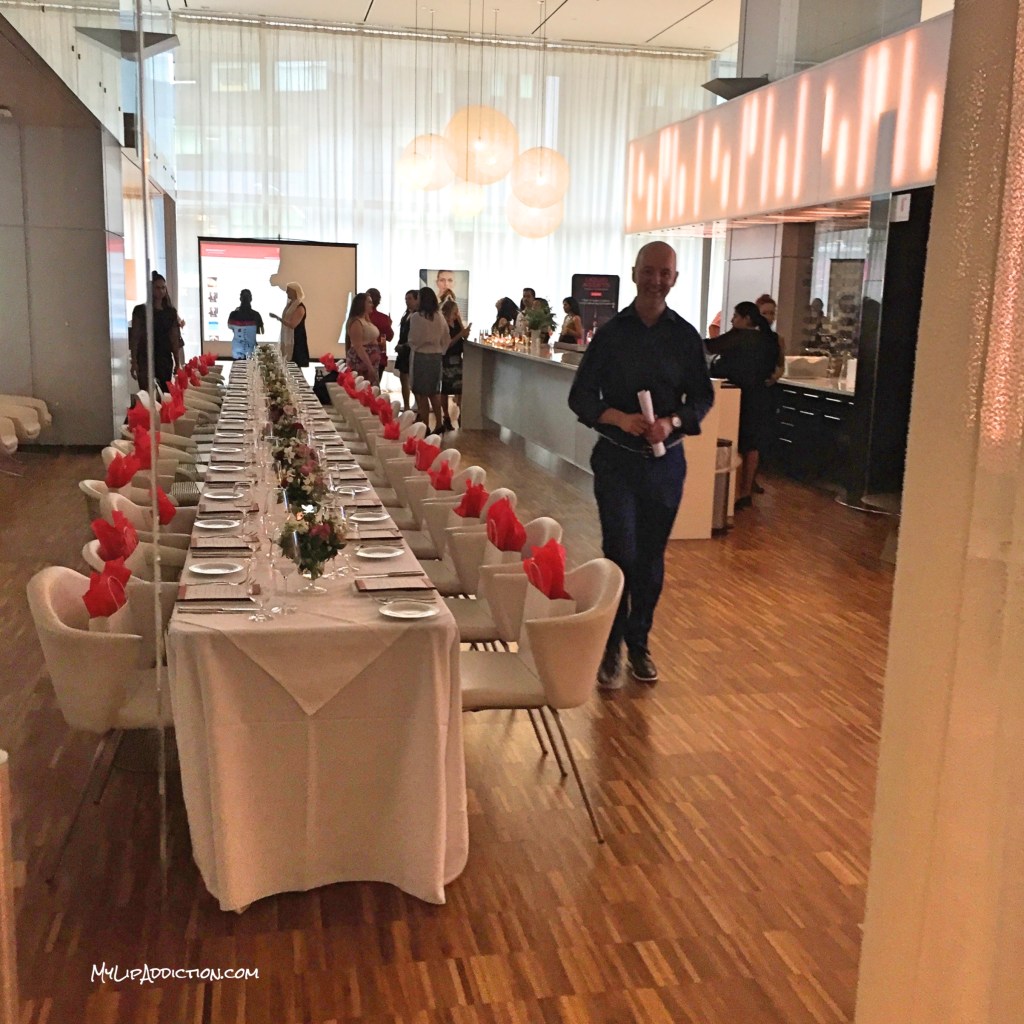 Dave Greeting MyLipaddiction.com